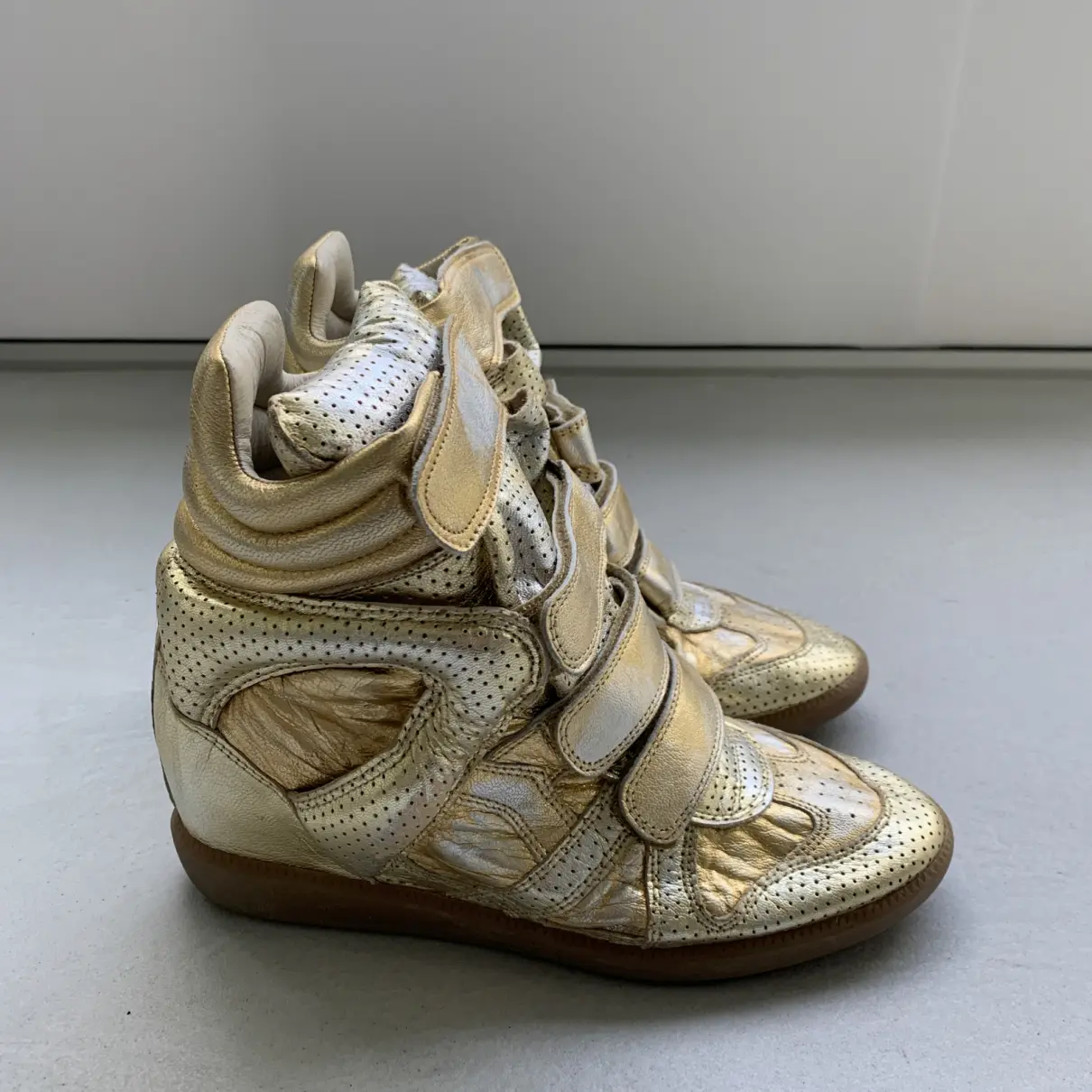 Buy Isabel Marant Bayley leather trainers online