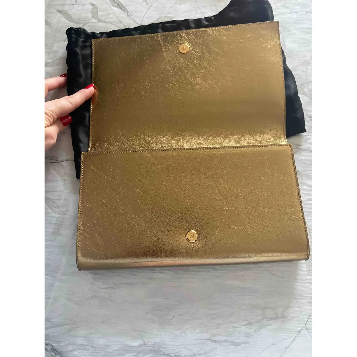 Buy Yves Saint Laurent Belle de Jour leather clutch bag online