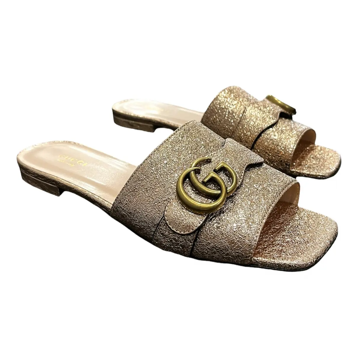 Double G leather sandal Gucci