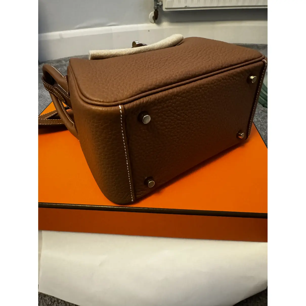 Buy Hermès Lindy leather handbag online