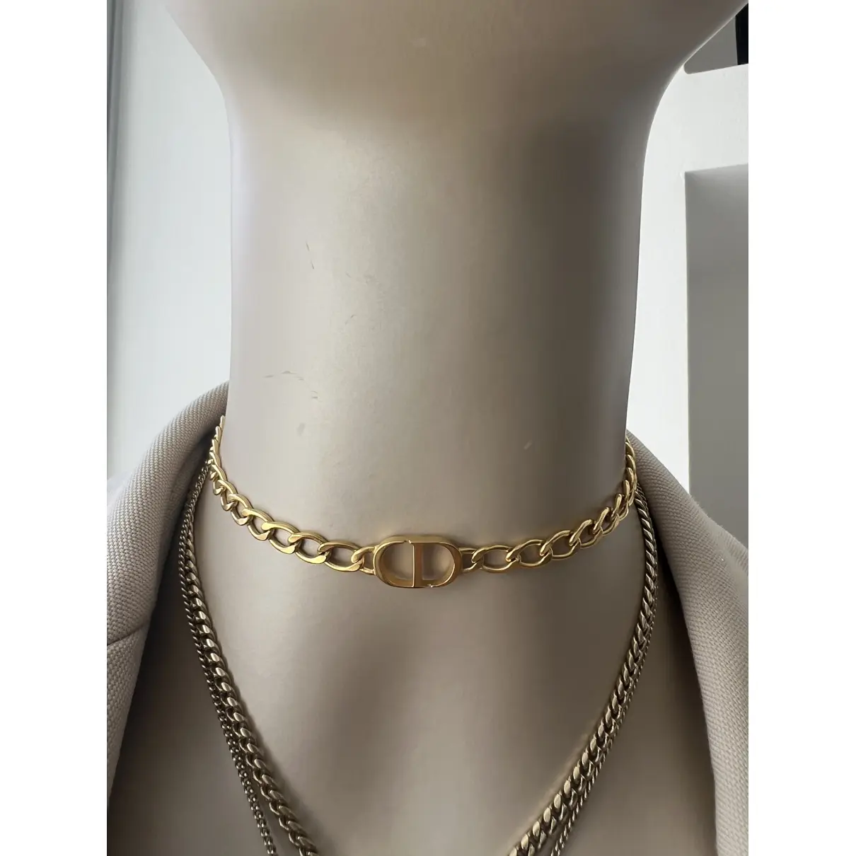 30 Montaigne necklace Dior