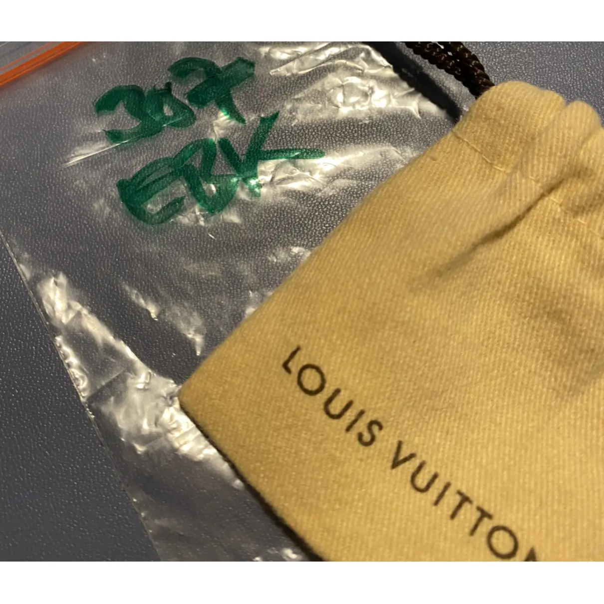 Cadenas bag charm Louis Vuitton