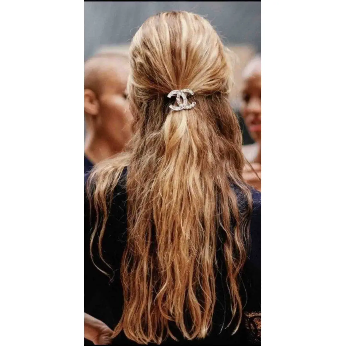 CC hair accessory Chanel
