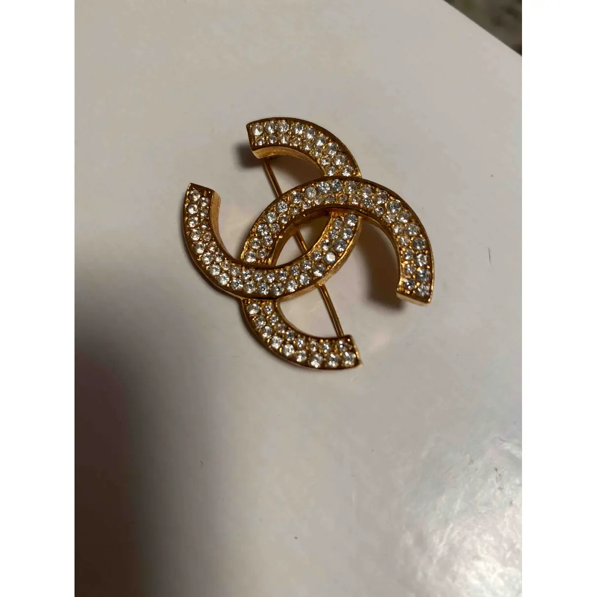 Buy Chanel CC pin & brooche online - Vintage
