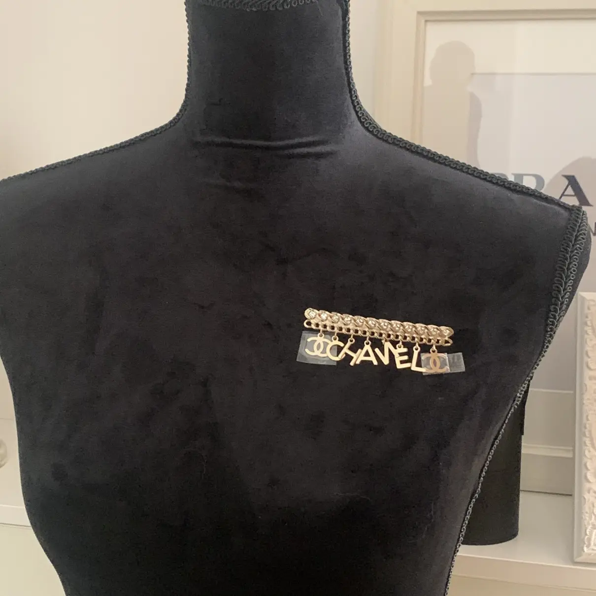 Buy Chanel CHANEL pin & brooche online