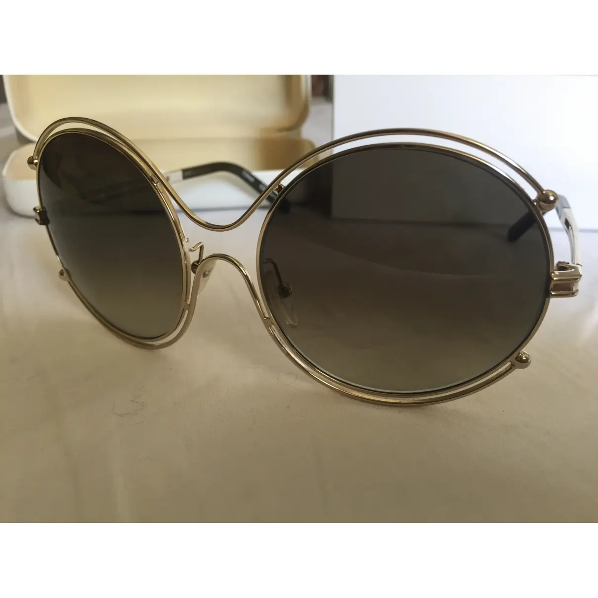 Buy Chloé Oversized sunglasses online