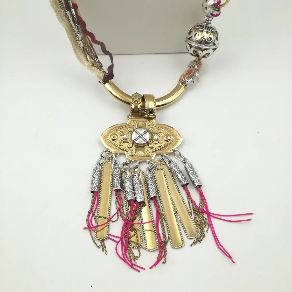 Buy Reminiscence Necklace online