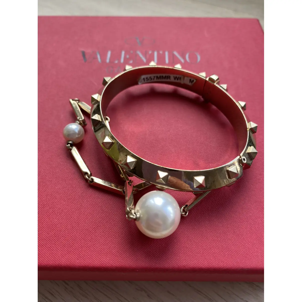 Luxury Valentino Garavani Bracelets Women