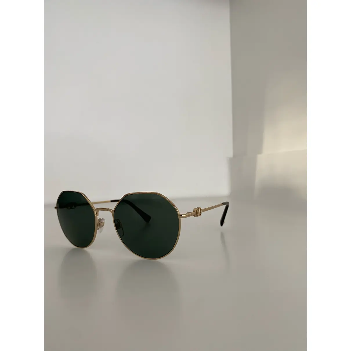Luxury Valentino Garavani Sunglasses Women