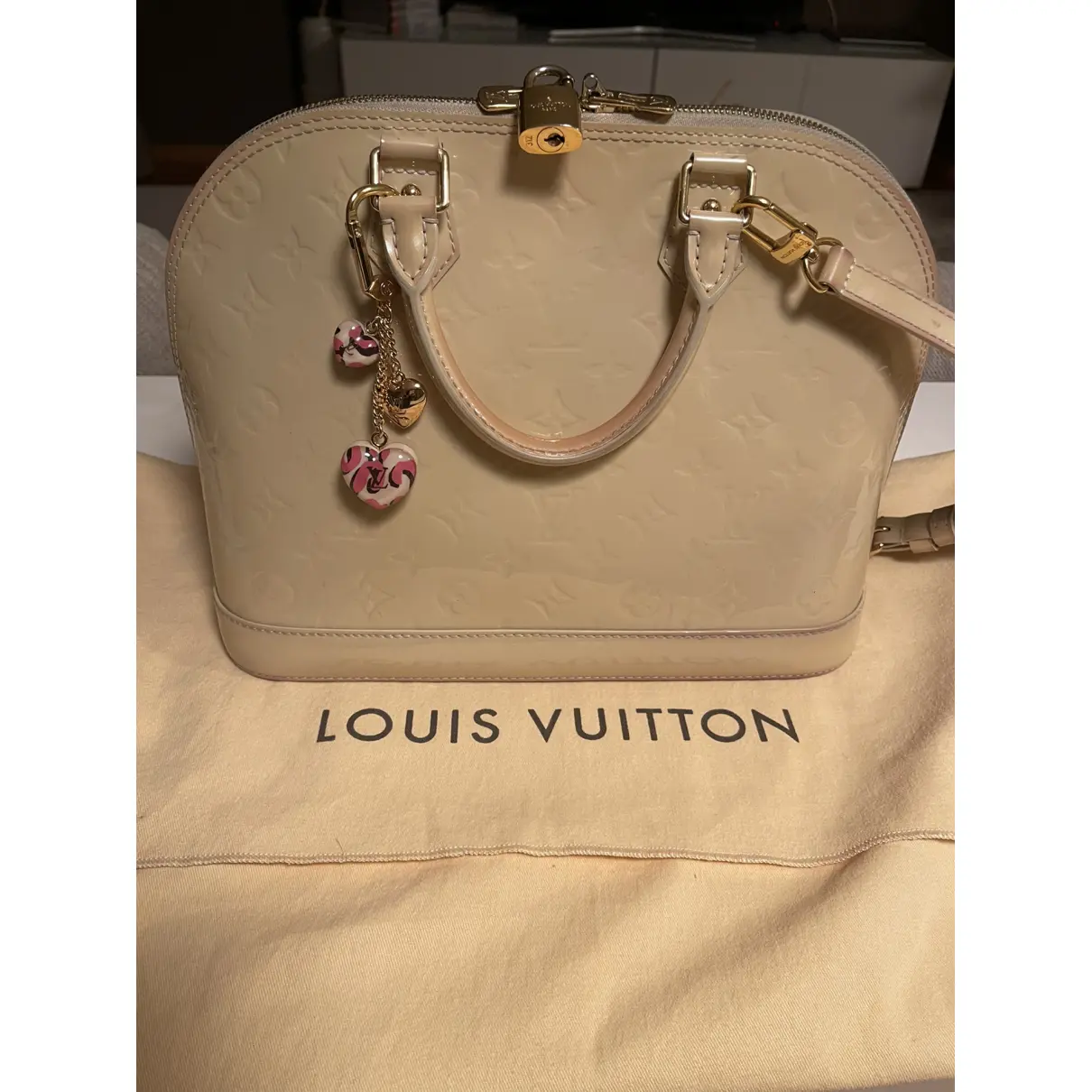 Luxury Louis Vuitton Purses, wallets & cases Women
