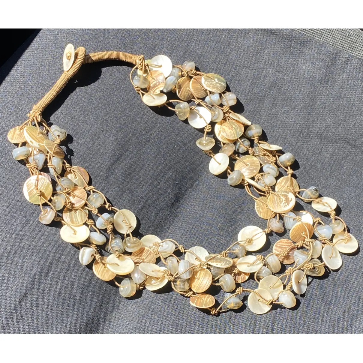 Pearl necklace Monies - Vintage