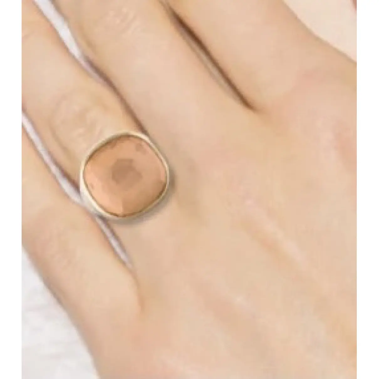 Pink gold ring Pomellato