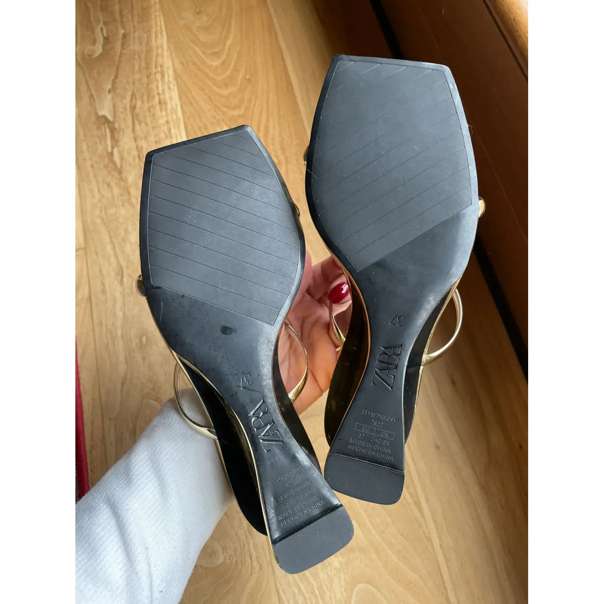 Sandals Zara