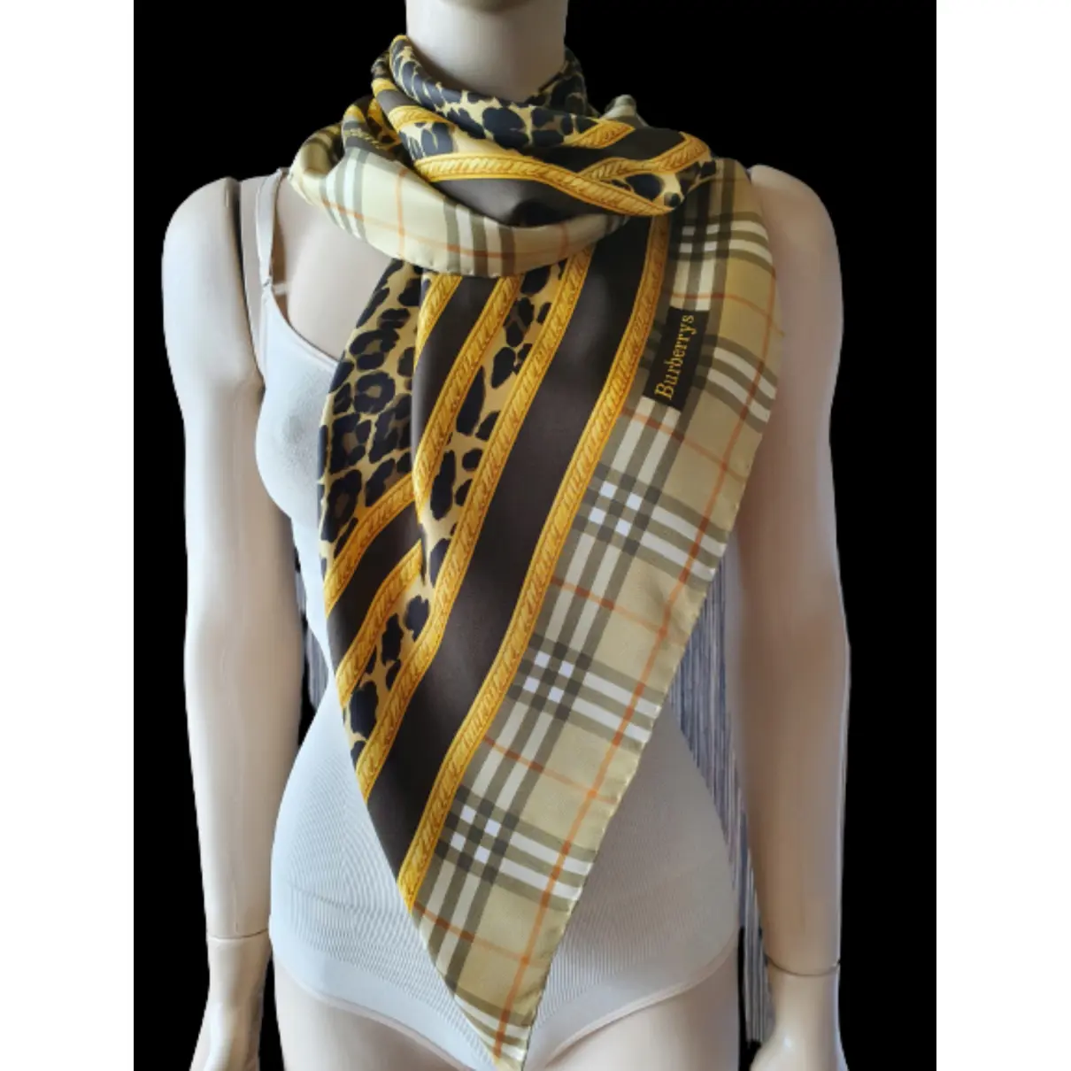 Silk scarf Burberry - Vintage