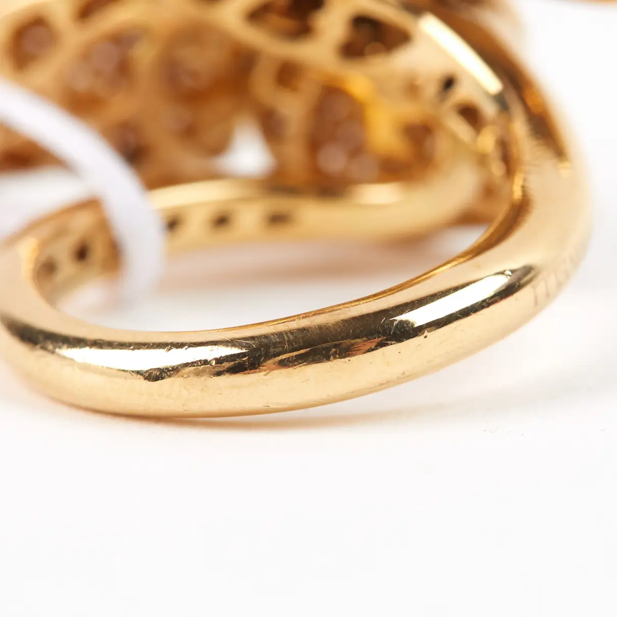 Yellow gold ring Crivelli