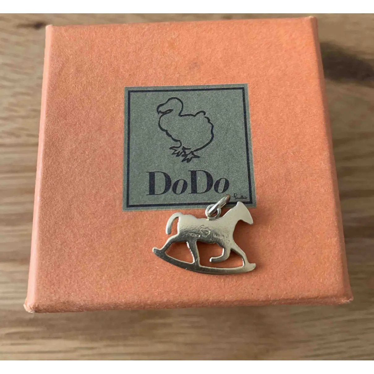 Buy Dodo Yellow gold pendant online