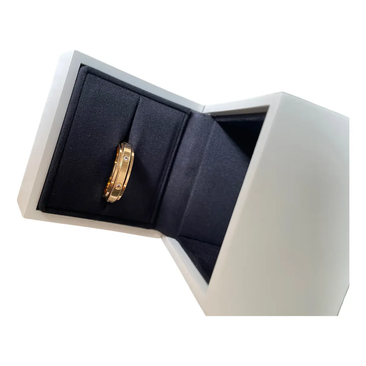 Buy Piaget Possession yellow gold ring online