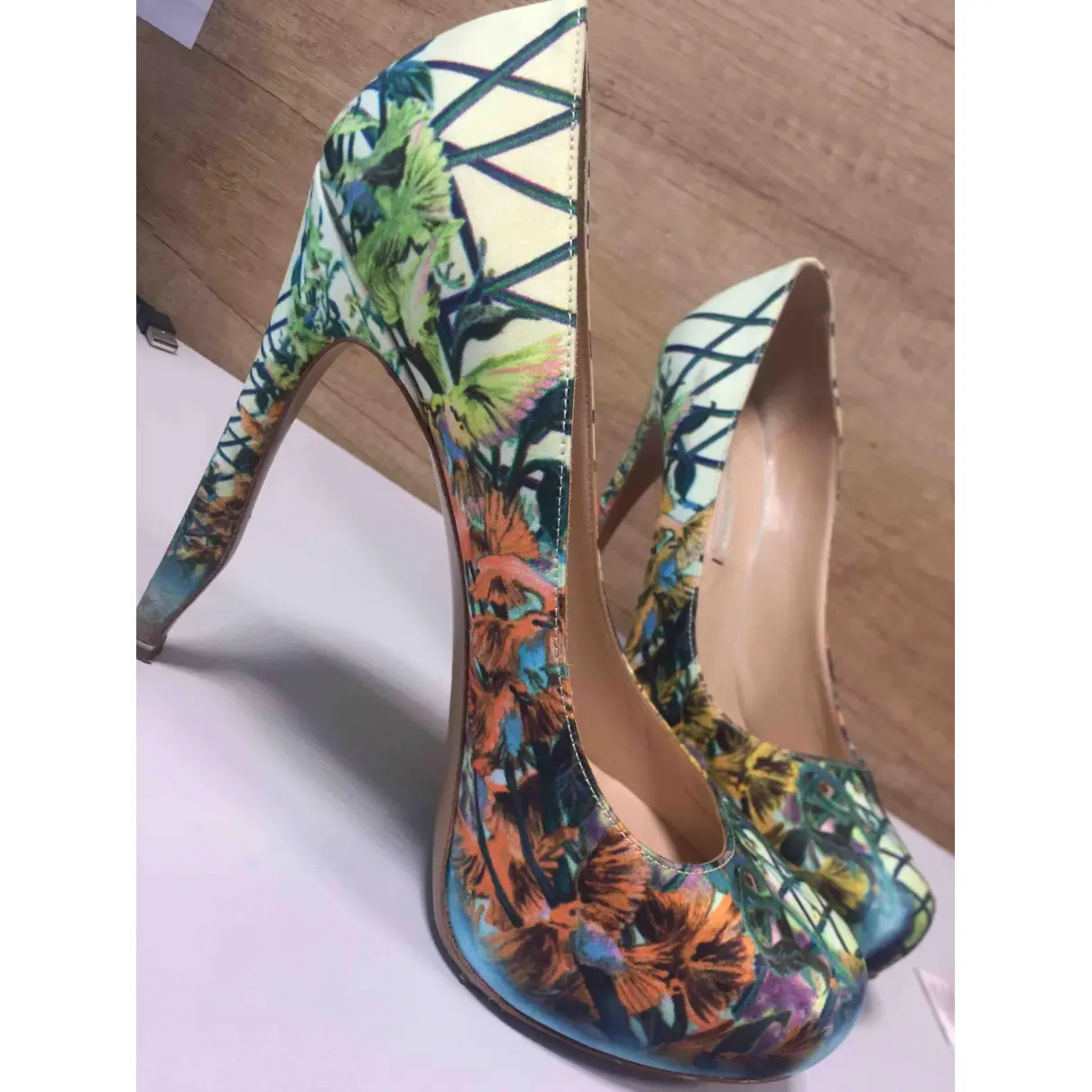 Buy Nicholas Kirkwood Cloth heels online