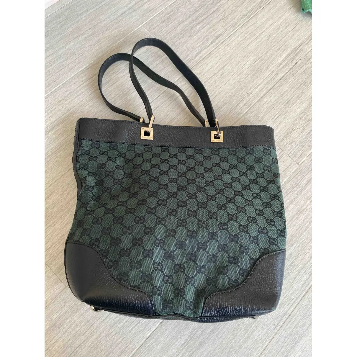 Buy Gucci Handbag online