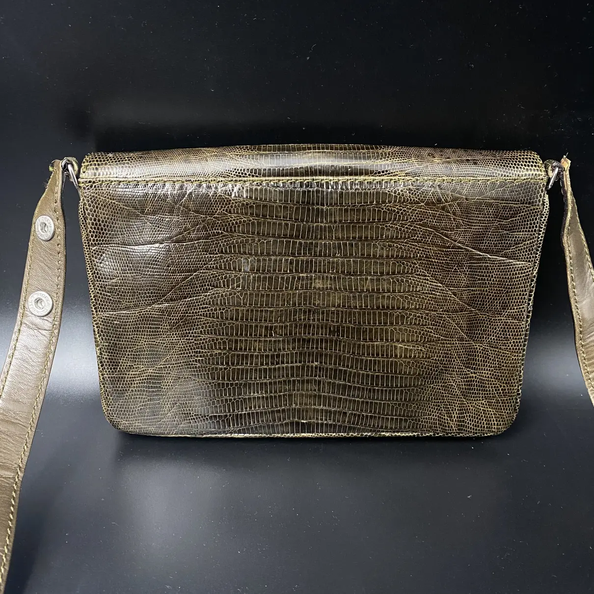 Buy Fendi Baguette crocodile handbag online - Vintage