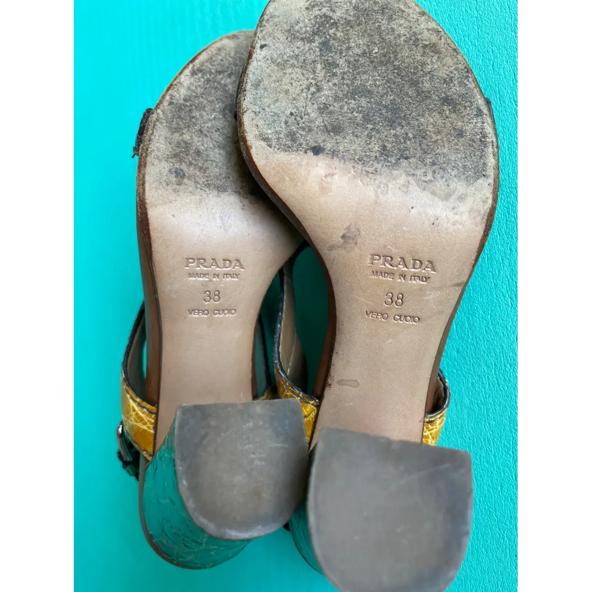 Crocodile sandals Prada - Vintage