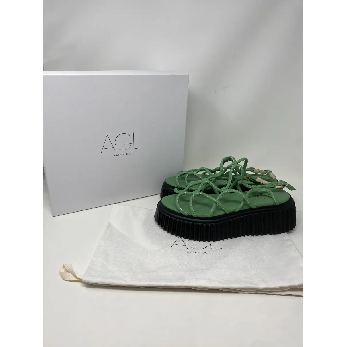 Leather sandals Agl