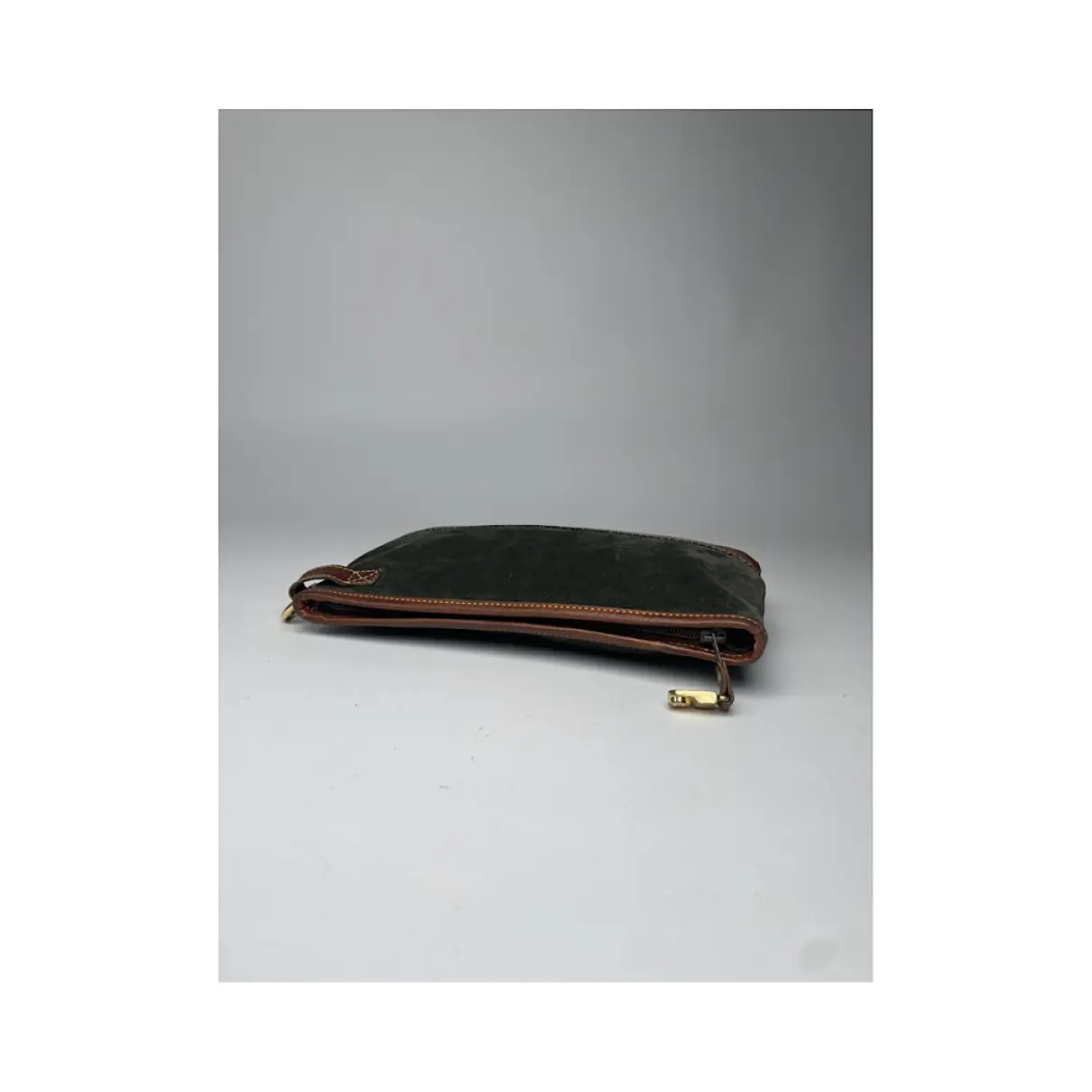 Barcelona leather clutch bag Loewe - Vintage
