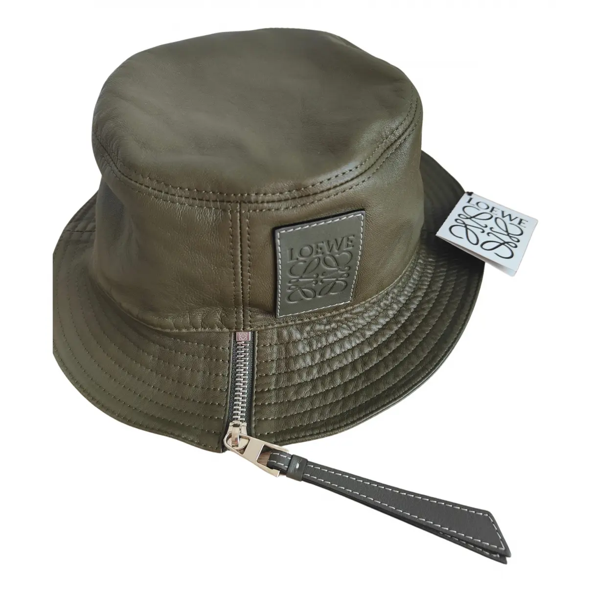 Leather cap Loewe
