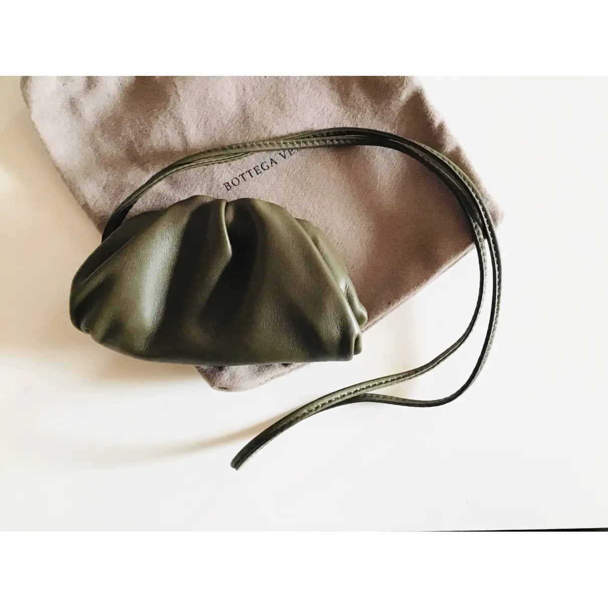 Pouch leather handbag Bottega Veneta