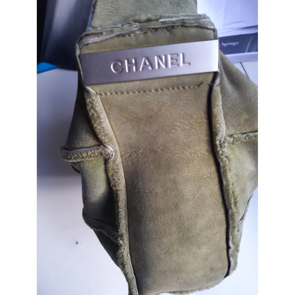 Shearling crossbody bag Chanel - Vintage