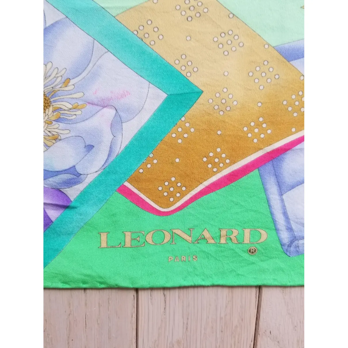 Luxury Leonard Silk handkerchief Women