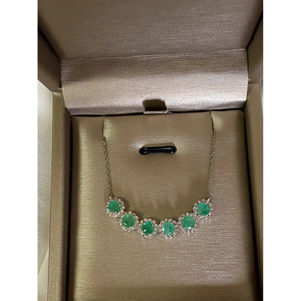 Silver necklace Maison Emerald