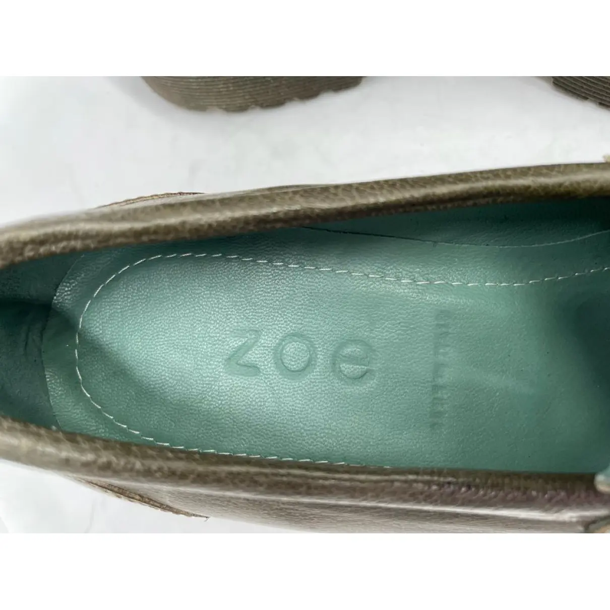 Zoe italy Flats for sale