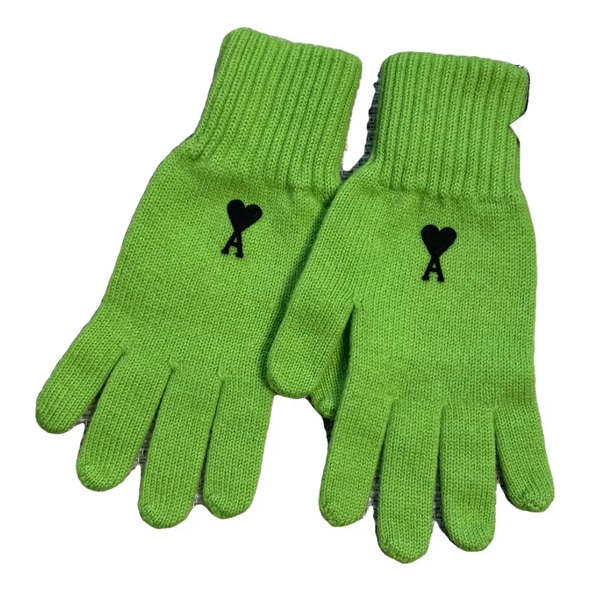 Wool gloves