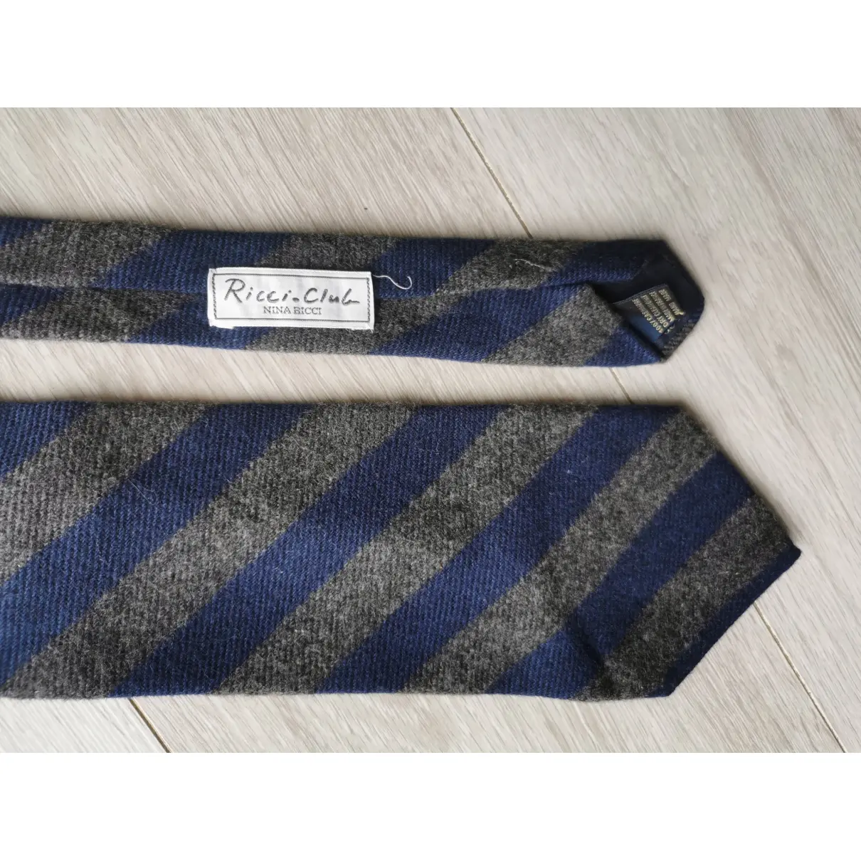 Buy Nina Ricci Cashmere tie online