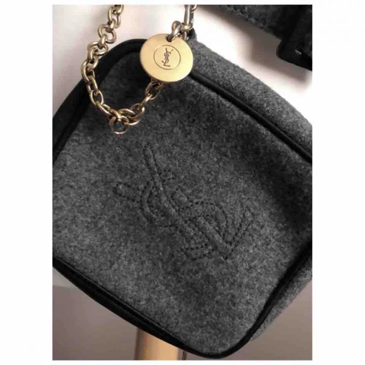 Buy Yves Saint Laurent Belle de Jour cloth clutch bag online - Vintage