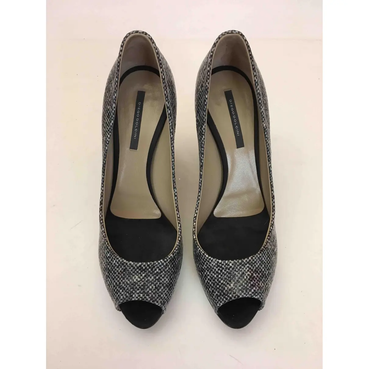 Buy Diego Dolcini Cloth heels online