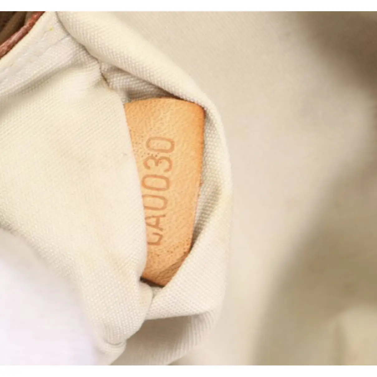Jeanne cloth crossbody bag Louis Vuitton