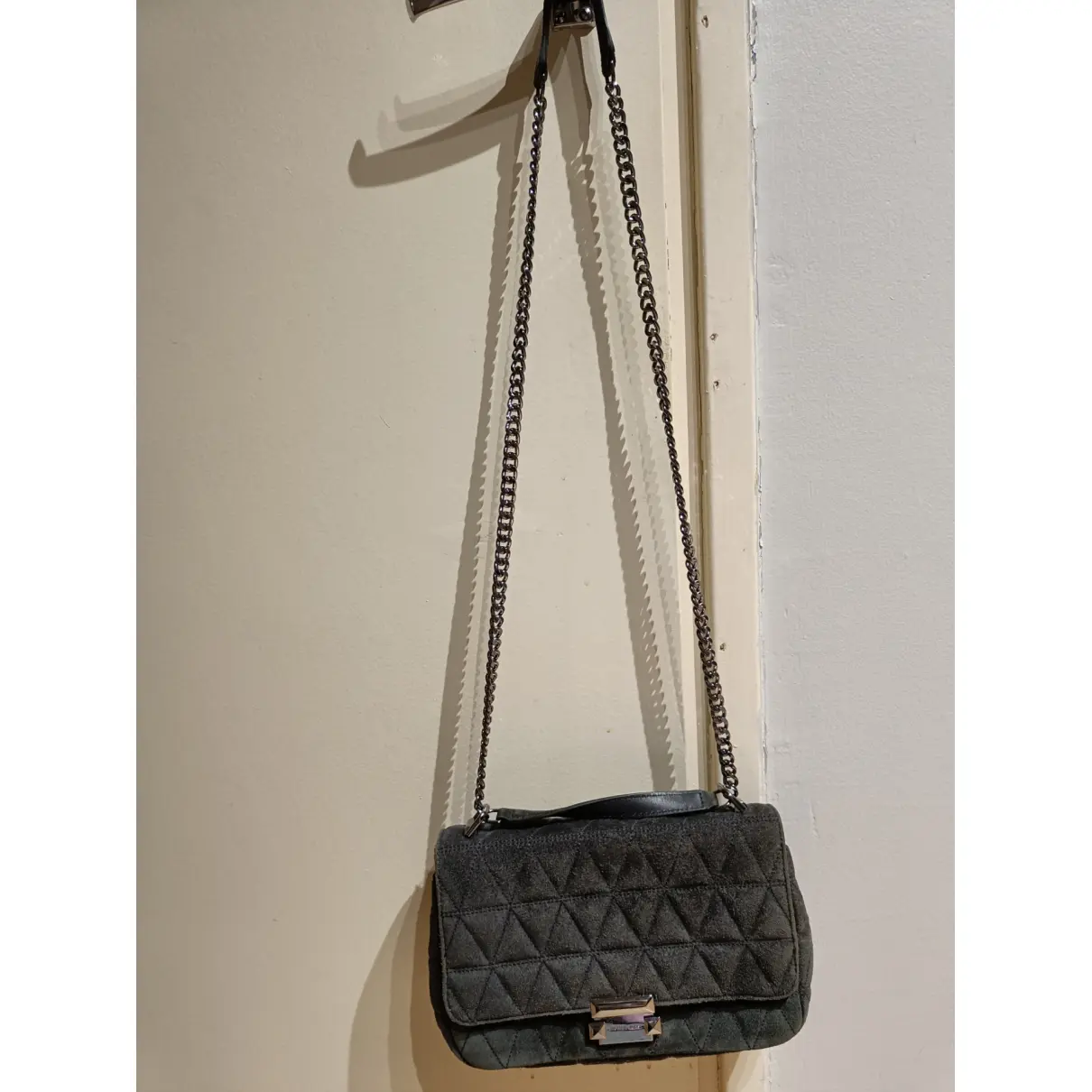 Buy Michael Kors Sloan cloth handbag online