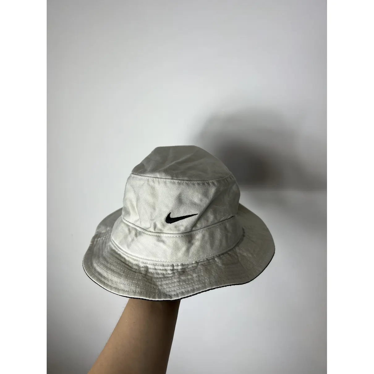 Luxury Nike Hats & pull on hats Men