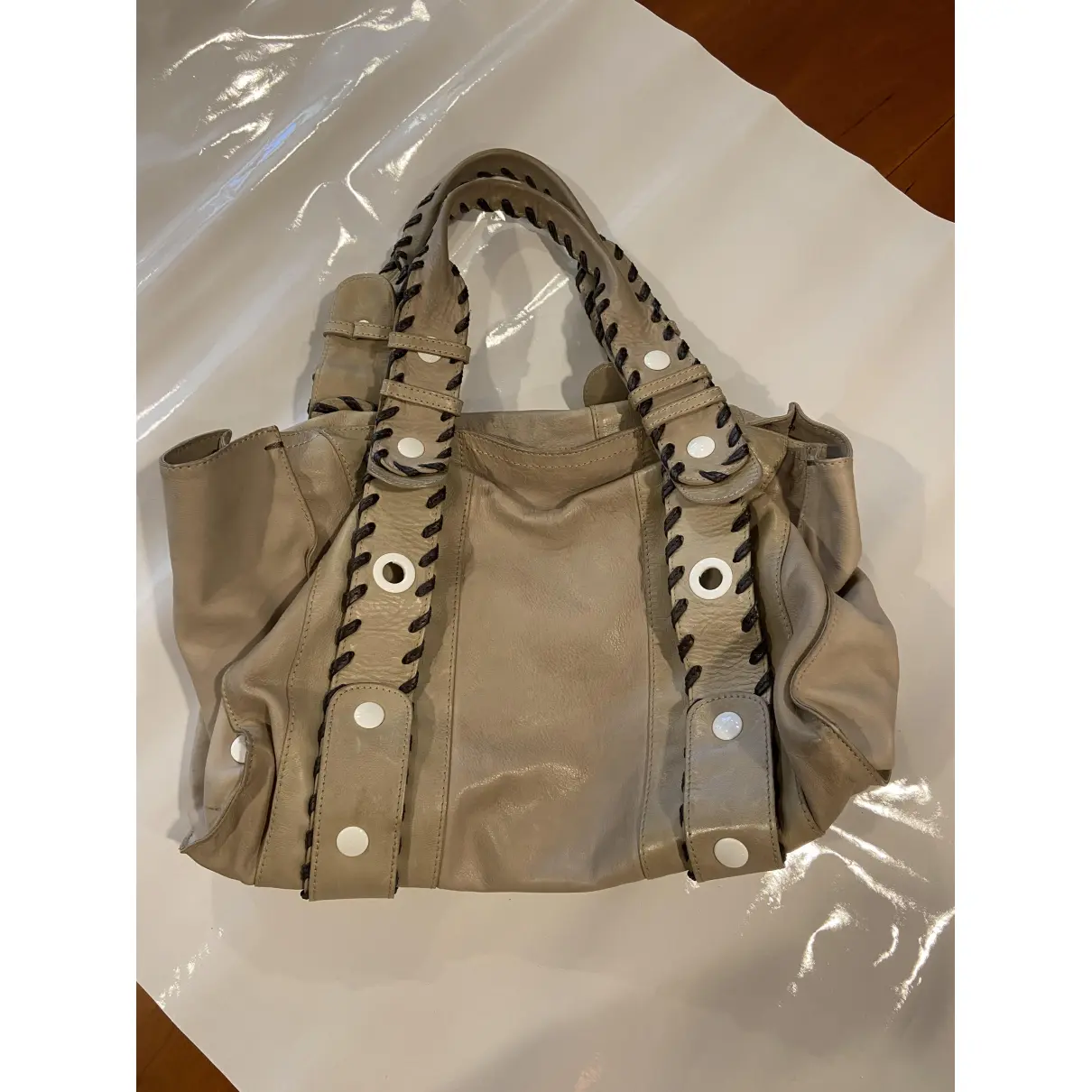 Buy Chloé Leather handbag online