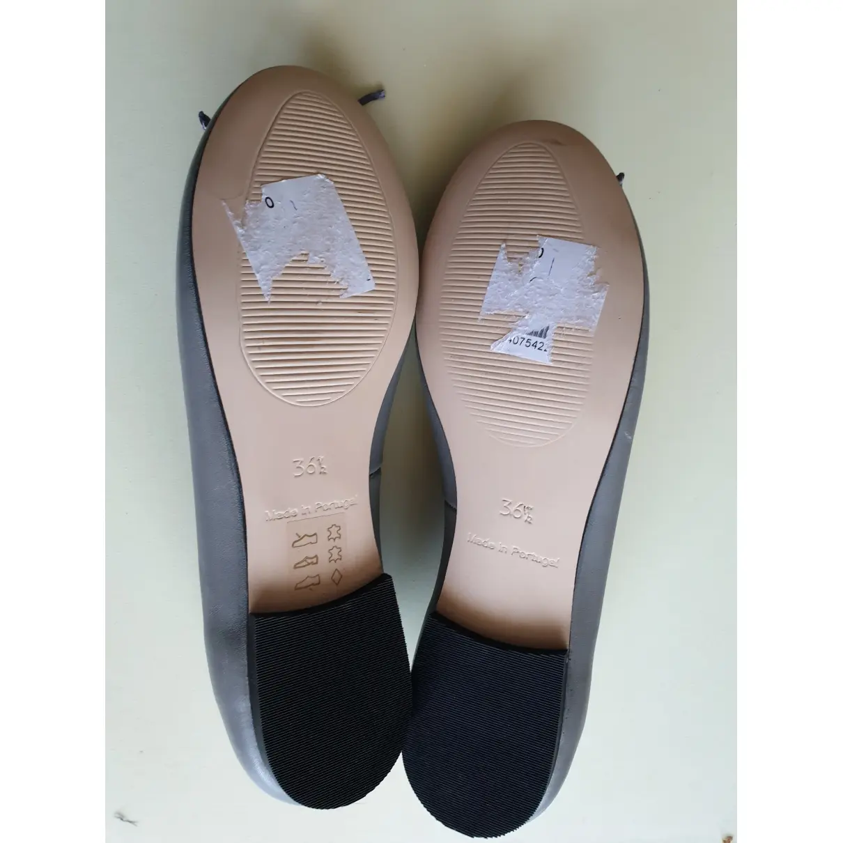 Buy French Sole Leather ballet flats online