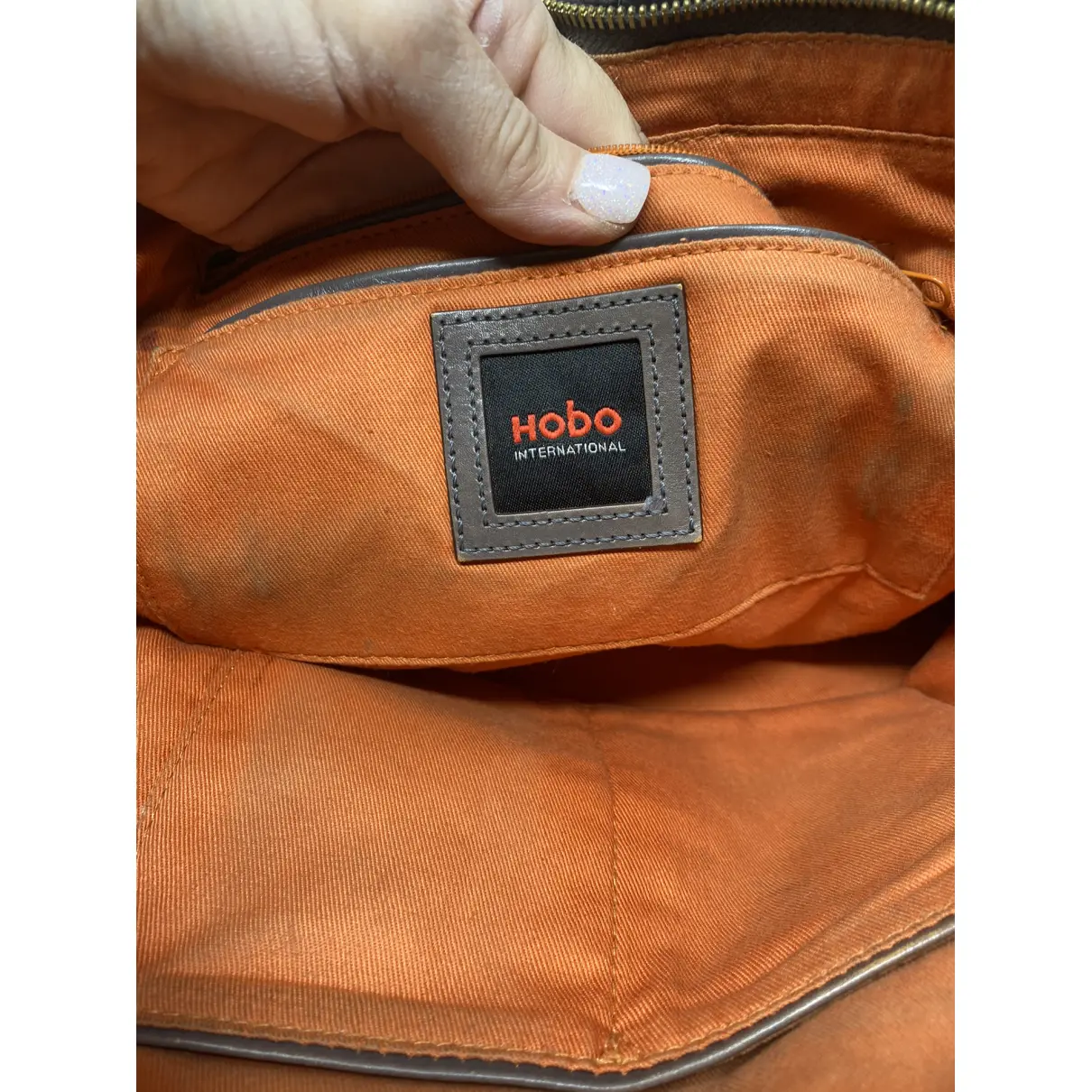 Leather tote Hobo International