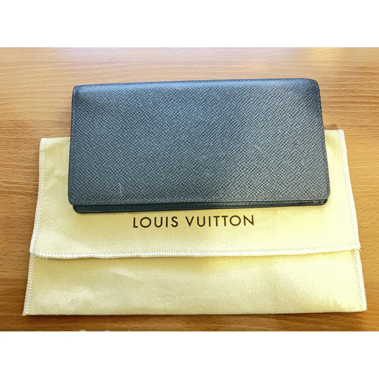 Buy Louis Vuitton Leather small bag online