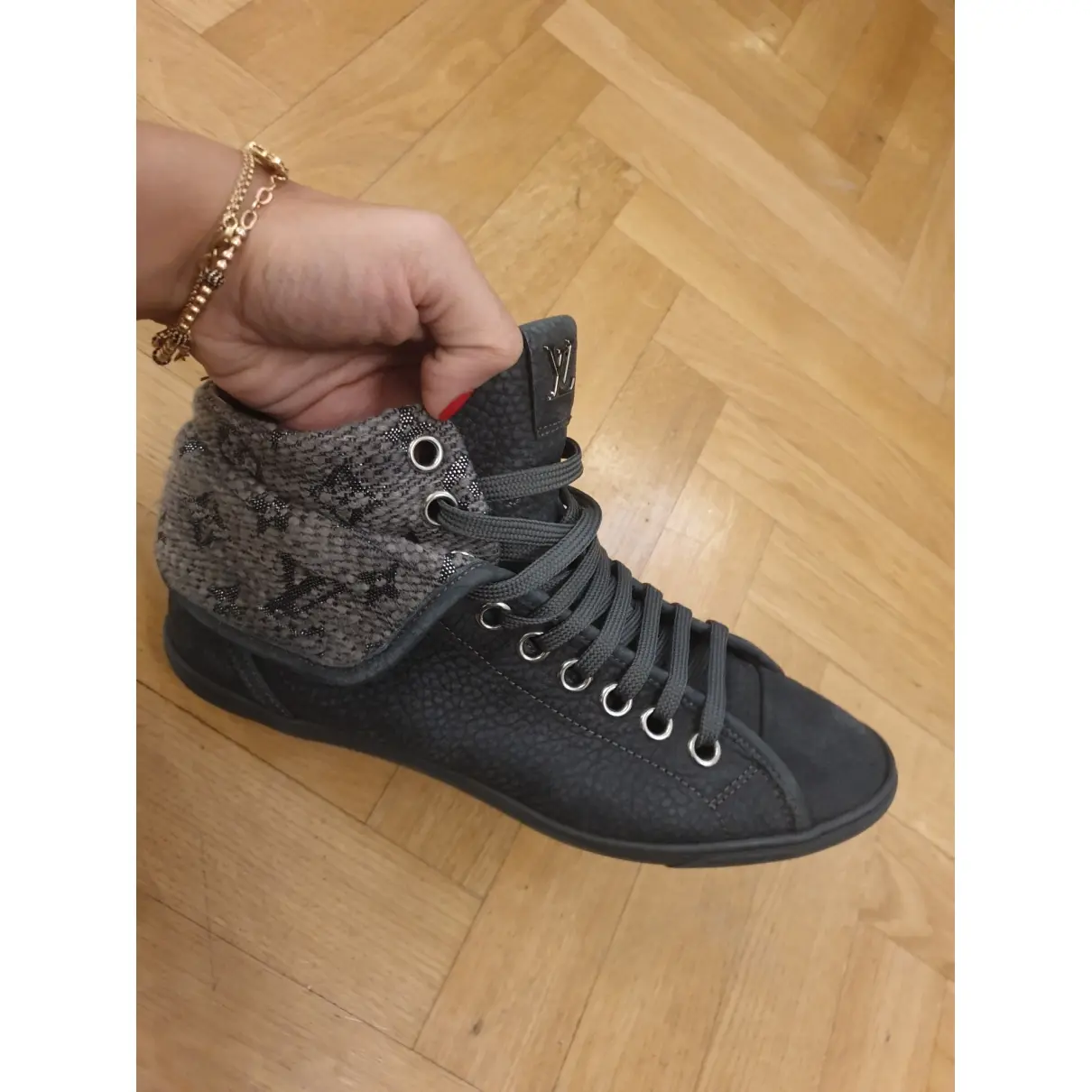 Leather trainers Louis Vuitton
