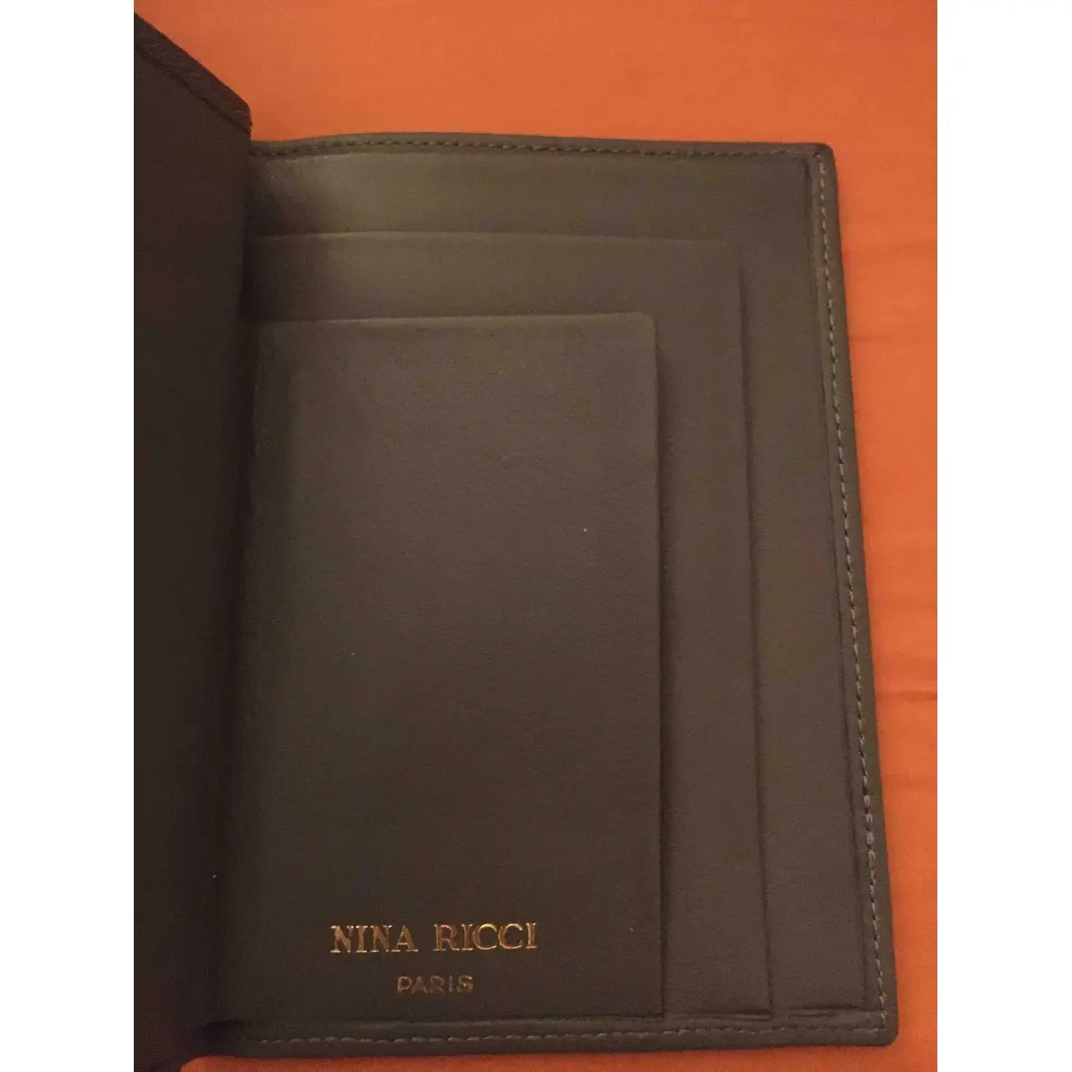 Nina Ricci Leather small bag for sale - Vintage