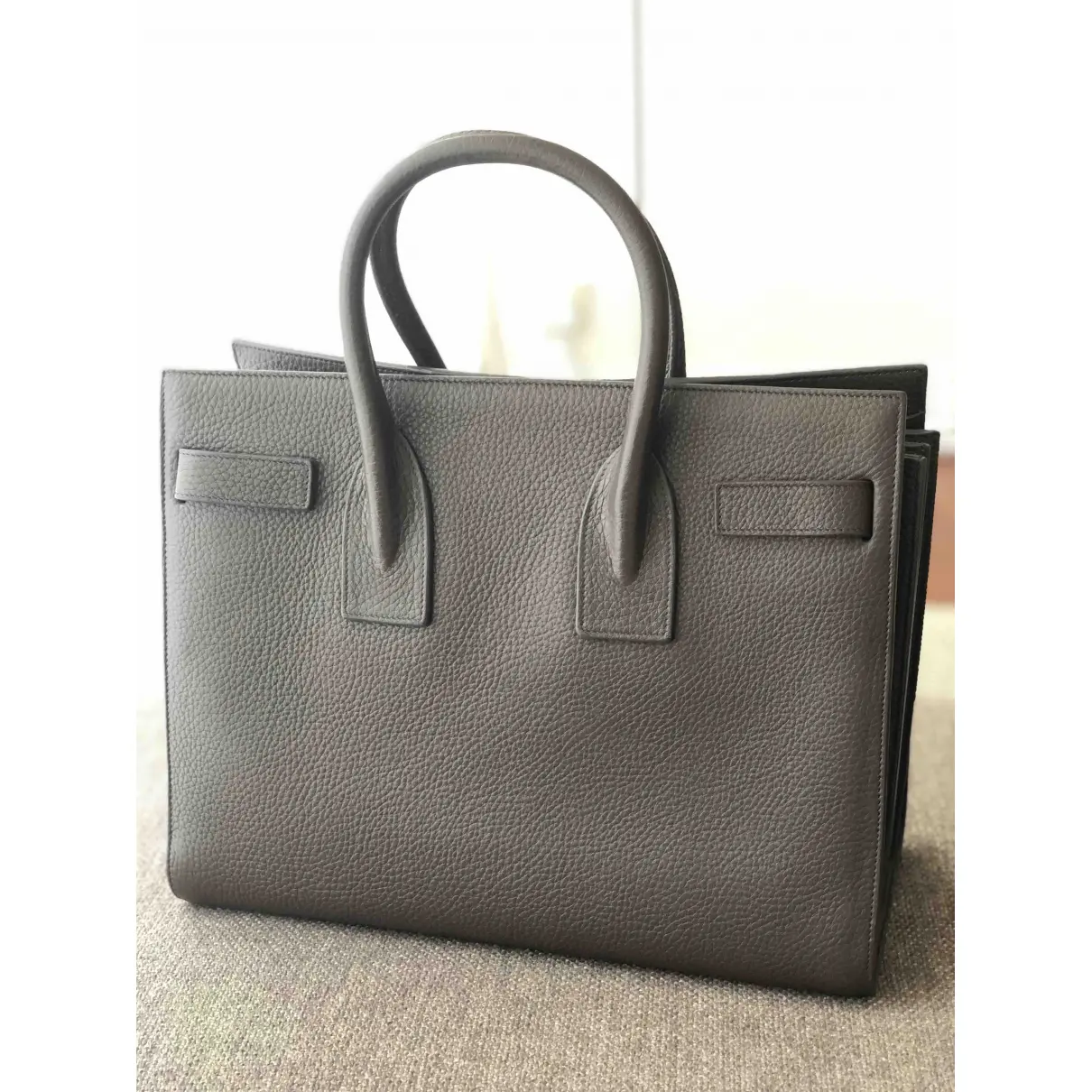 Buy Saint Laurent Sac de Jour leather handbag online