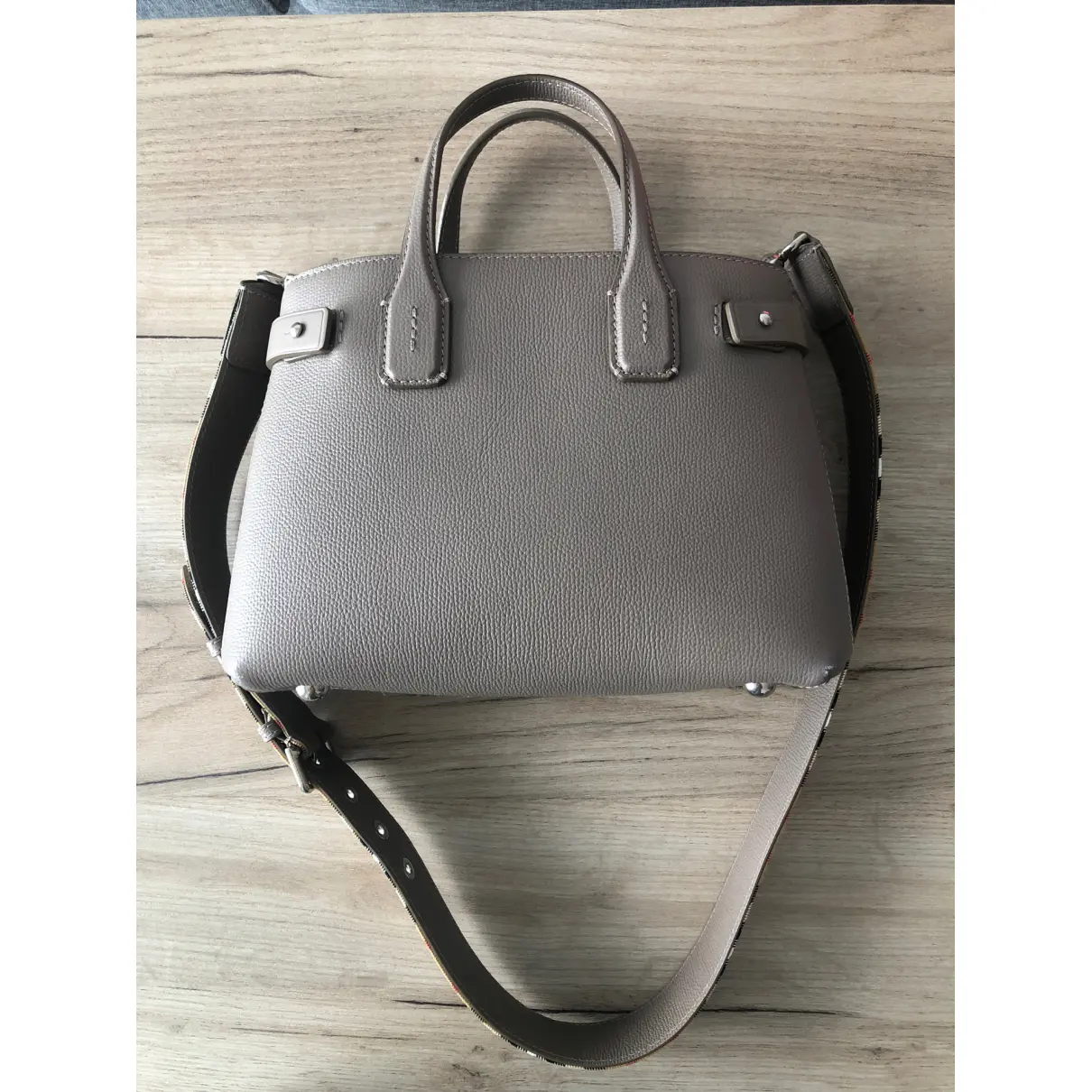 Buy Burberry The Banner leather handbag online