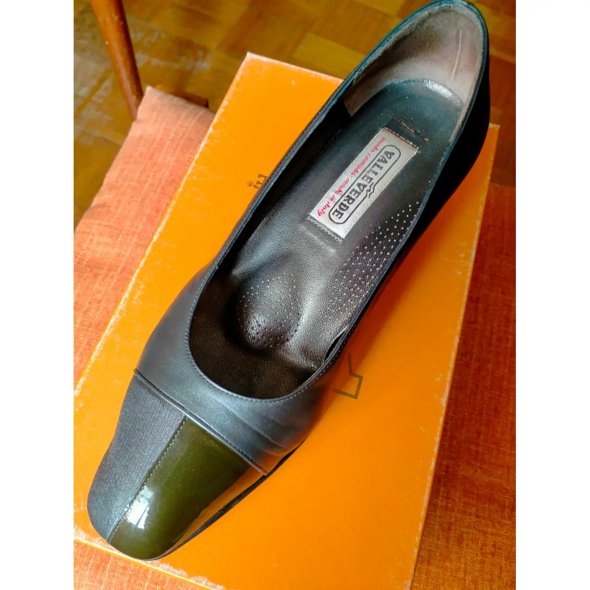 Buy Valleverde Leather heels online