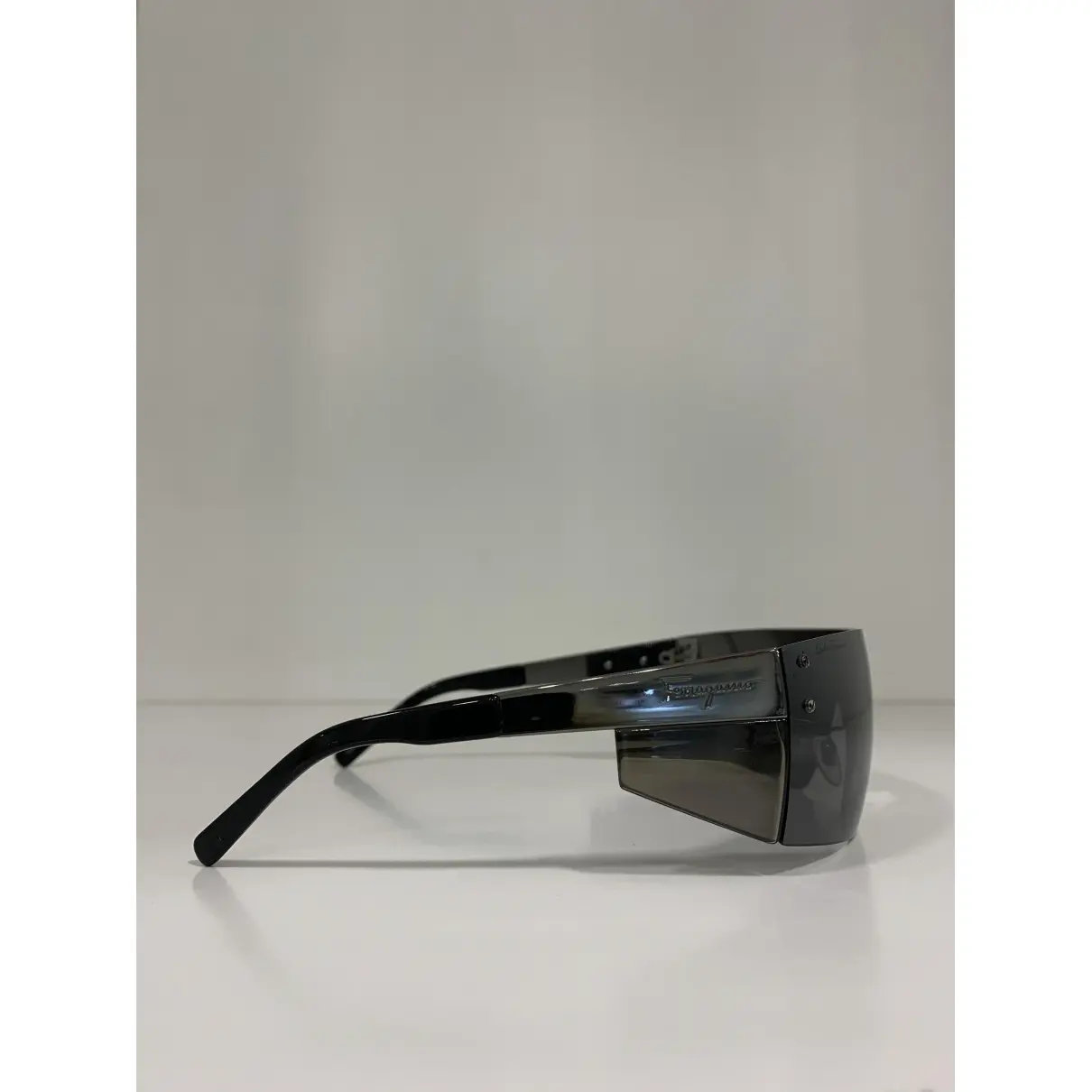 Buy Salvatore Ferragamo Goggle glasses online